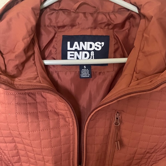 Women’s Lands' End Rust Quilted Hooded Jacket - Picture 6 of 10